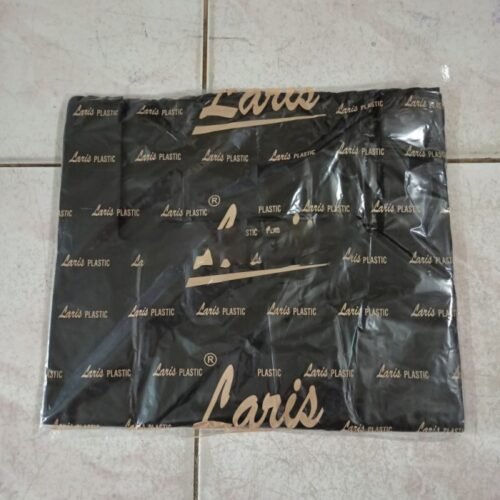 Kantong Plastik Hitam Laris Uk. 40 x 67 cm. Kantong Besar dan Panjang